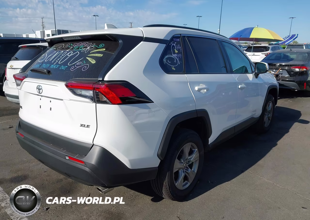 2025 Toyota Rav4 Xle VIN:2T3W1RFV7SW427737 - 4