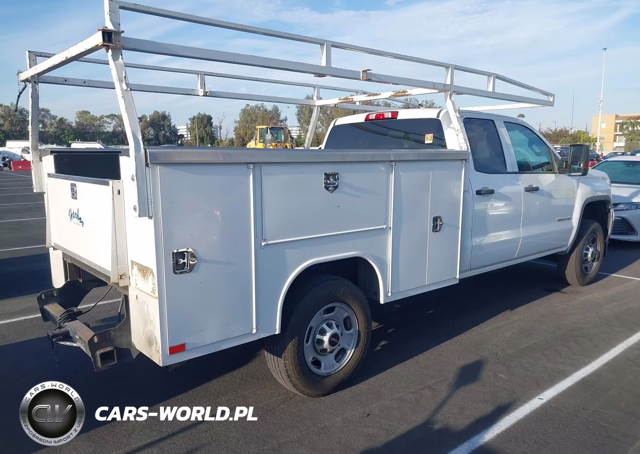 2018 GMC Sierra 2500Hd VIN:1GD21REG2JZ311924 - 4