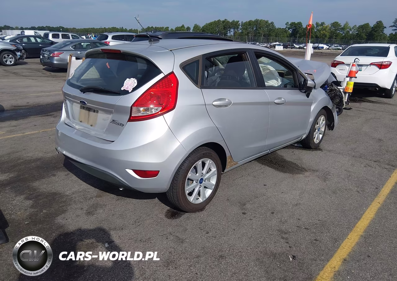 2012 Ford Fiesta Se VIN:3FADP4EJ1CM102341 - 4