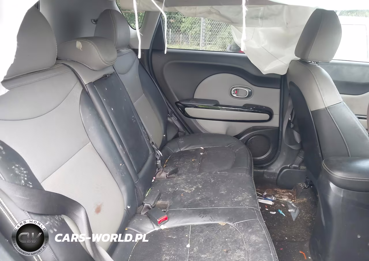 2016 Kia Soul + VIN:KNDJP3A58G7373283 - 8