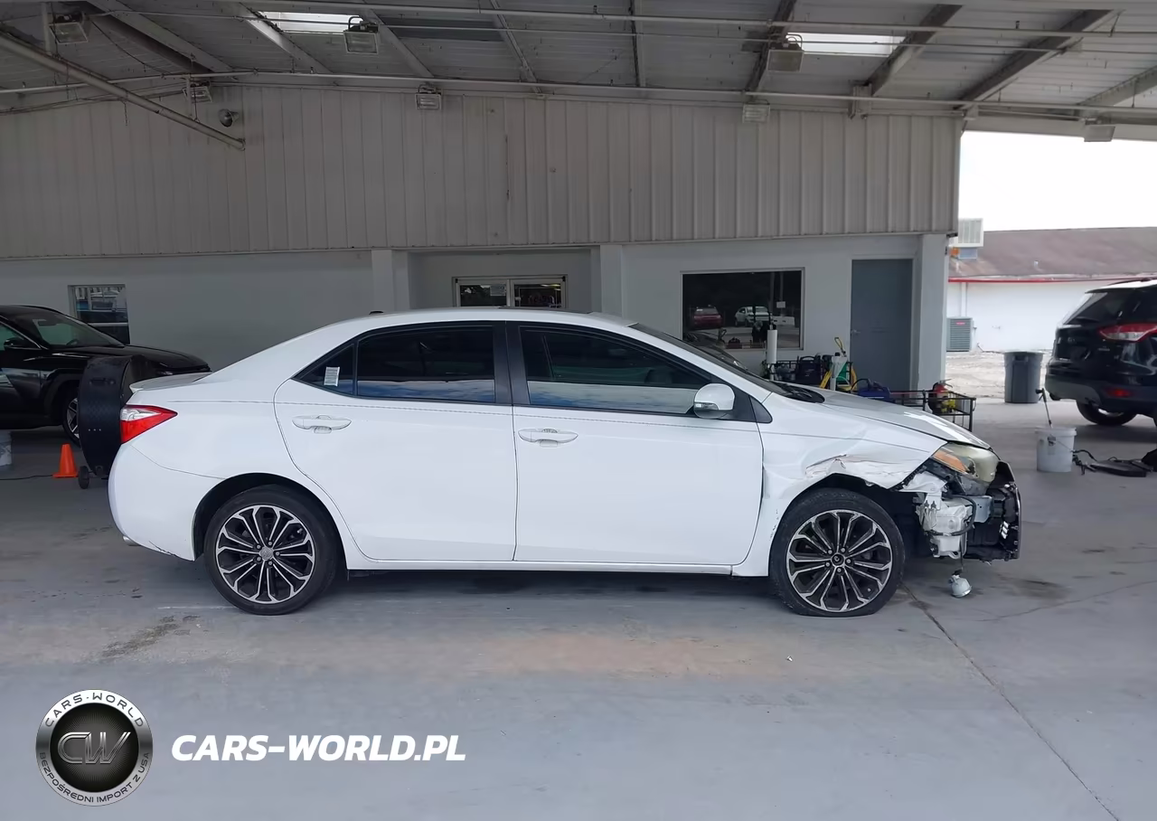 2015 Toyota Corolla S Plus VIN:2T1BURHE6FC341807 - 14