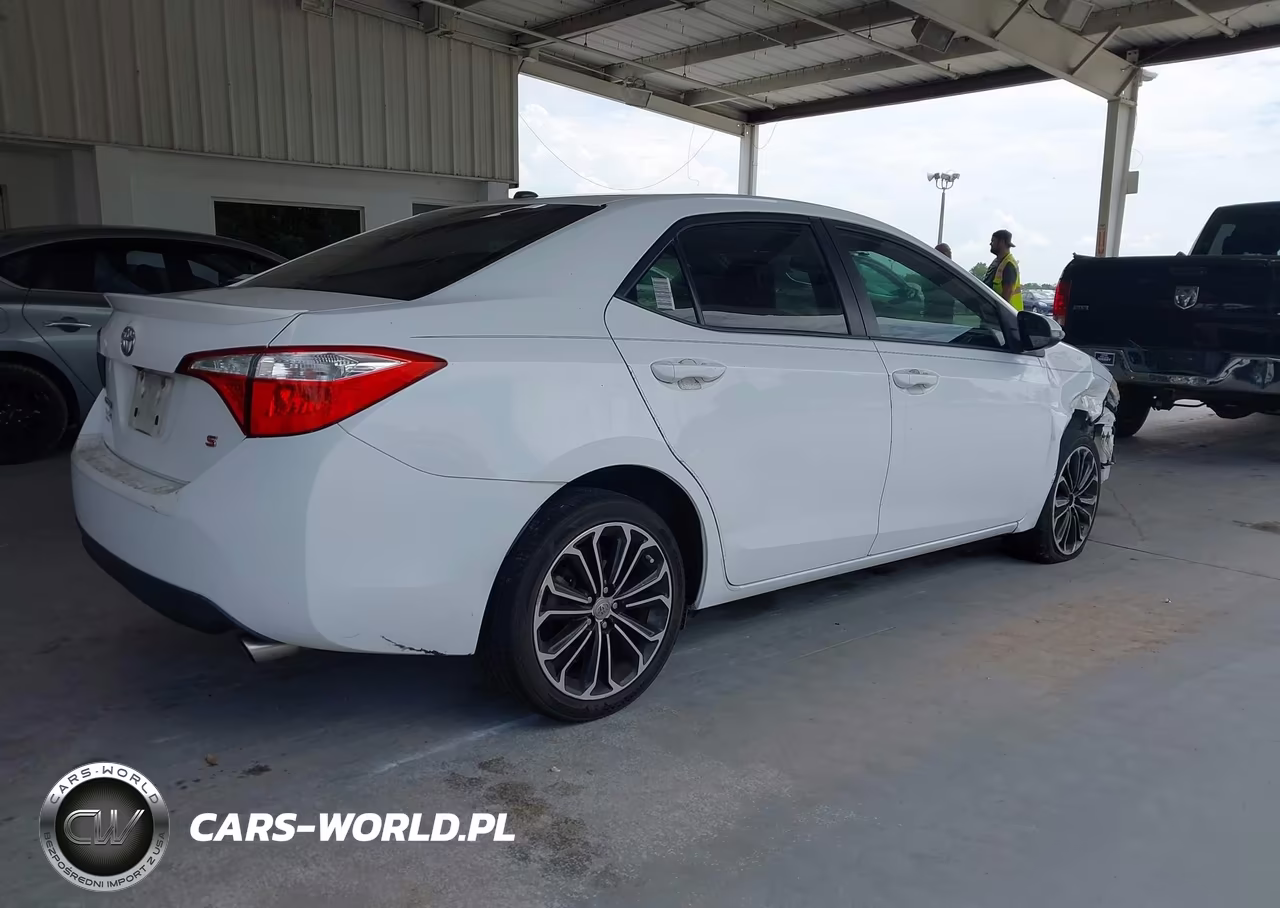 2015 Toyota Corolla S Plus VIN:2T1BURHE6FC341807 - 4