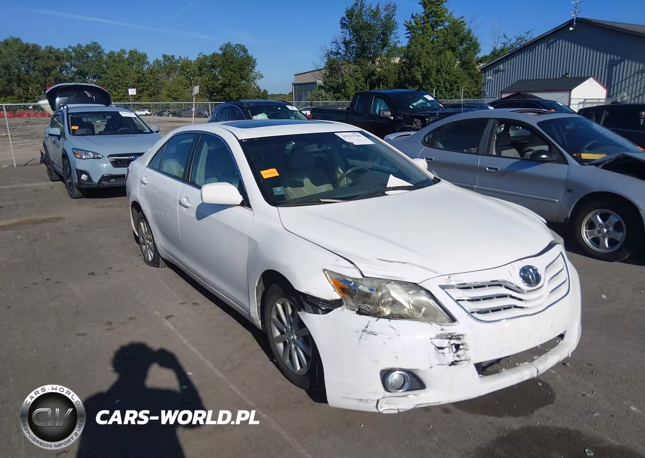 2010 Toyota Camry Xle V6 – zdjęcie 1 z 16