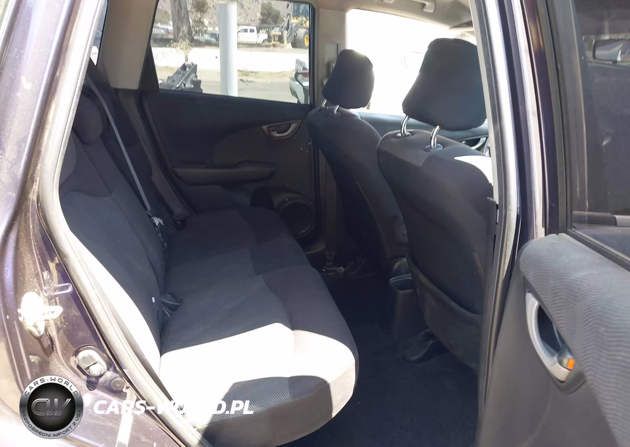 2010 Honda Fit Sport VIN:JHMGE8H46AC031547 - 8