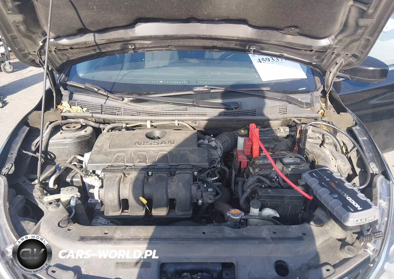 2018 Nissan Sentra S VIN:3N1AB7AP6JY233992 - 10