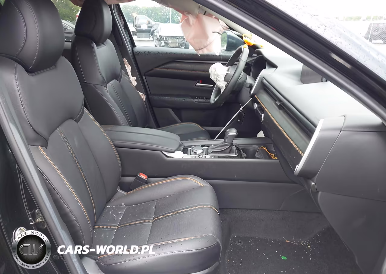 2025 Mazda Cx-50 Hybrid Premium Package VIN:7MMVAADW3SN105905 - 5
