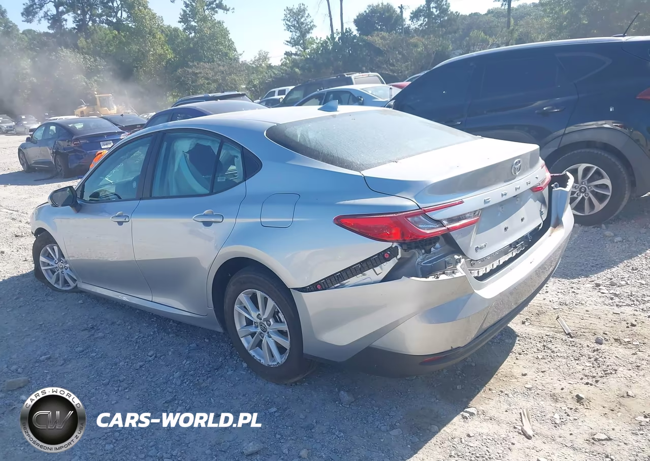 2026 Toyota Camry Le VIN:4T1DAACK4TU709704 - 14