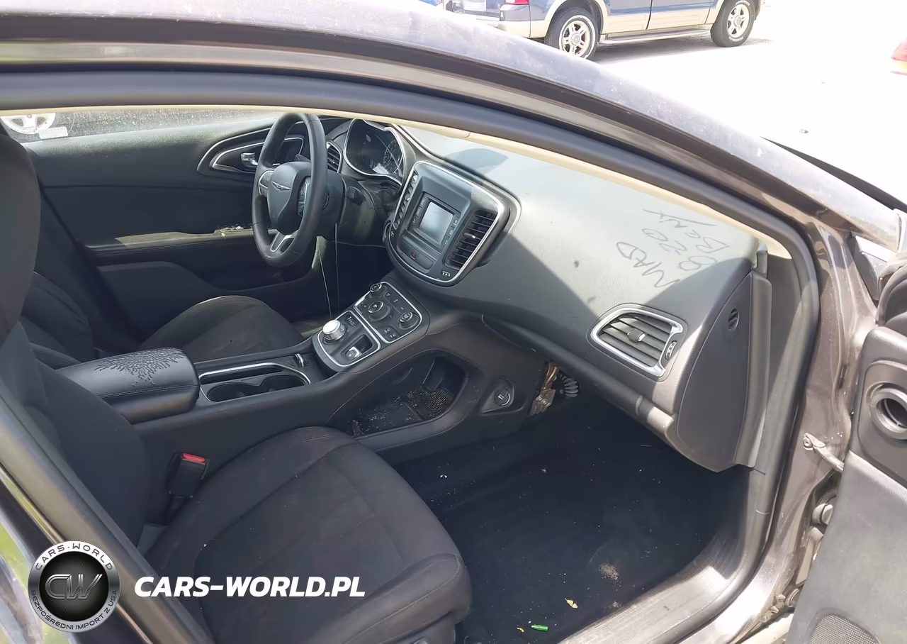 2015 Chrysler 200 Limited VIN:1C3CCCAB9FN683905 - 5