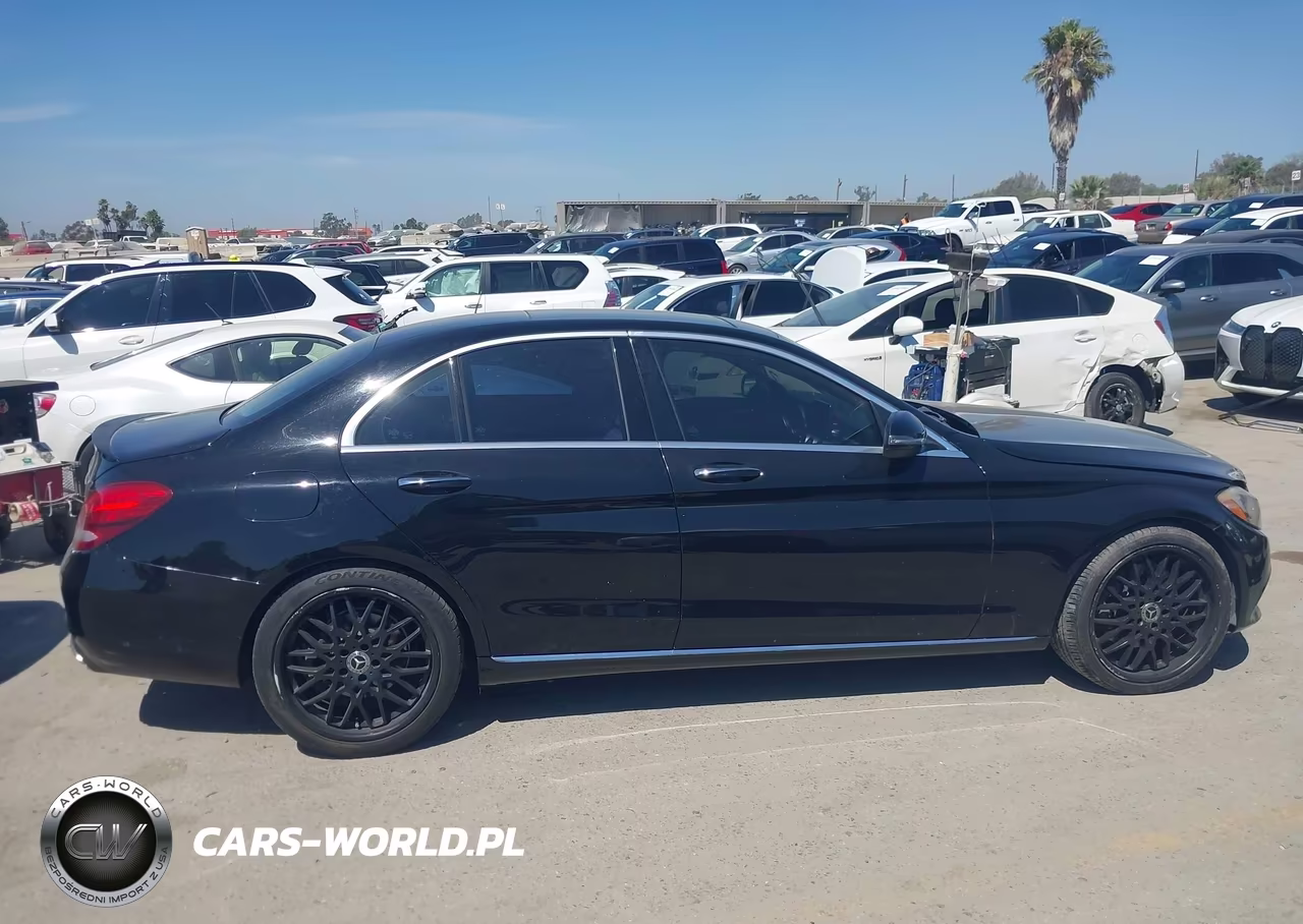 2016 Mercedes-Benz C 300 VIN:55SWF4JB7GU112949 - 13