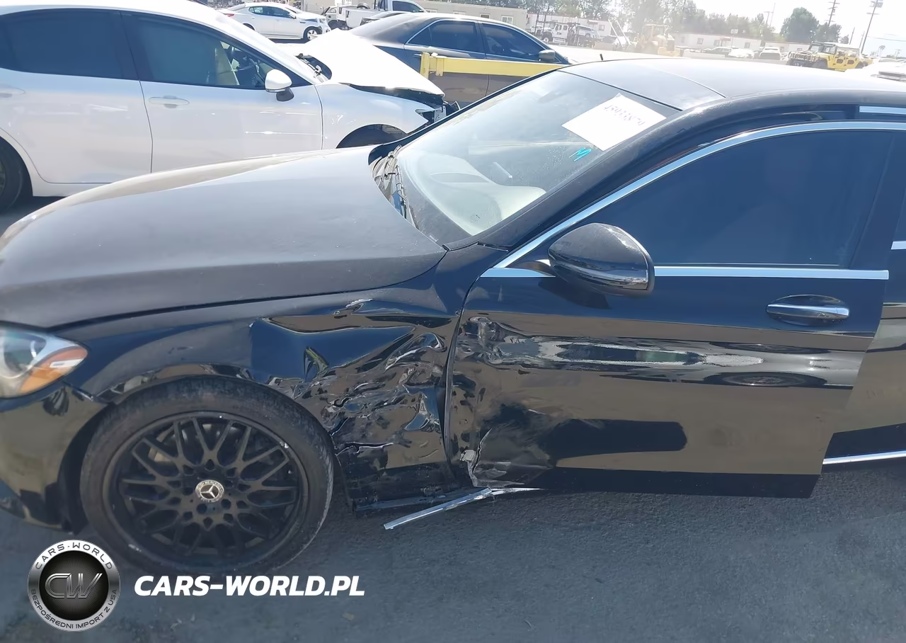 2016 Mercedes-Benz C 300 VIN:55SWF4JB7GU112949 - 6