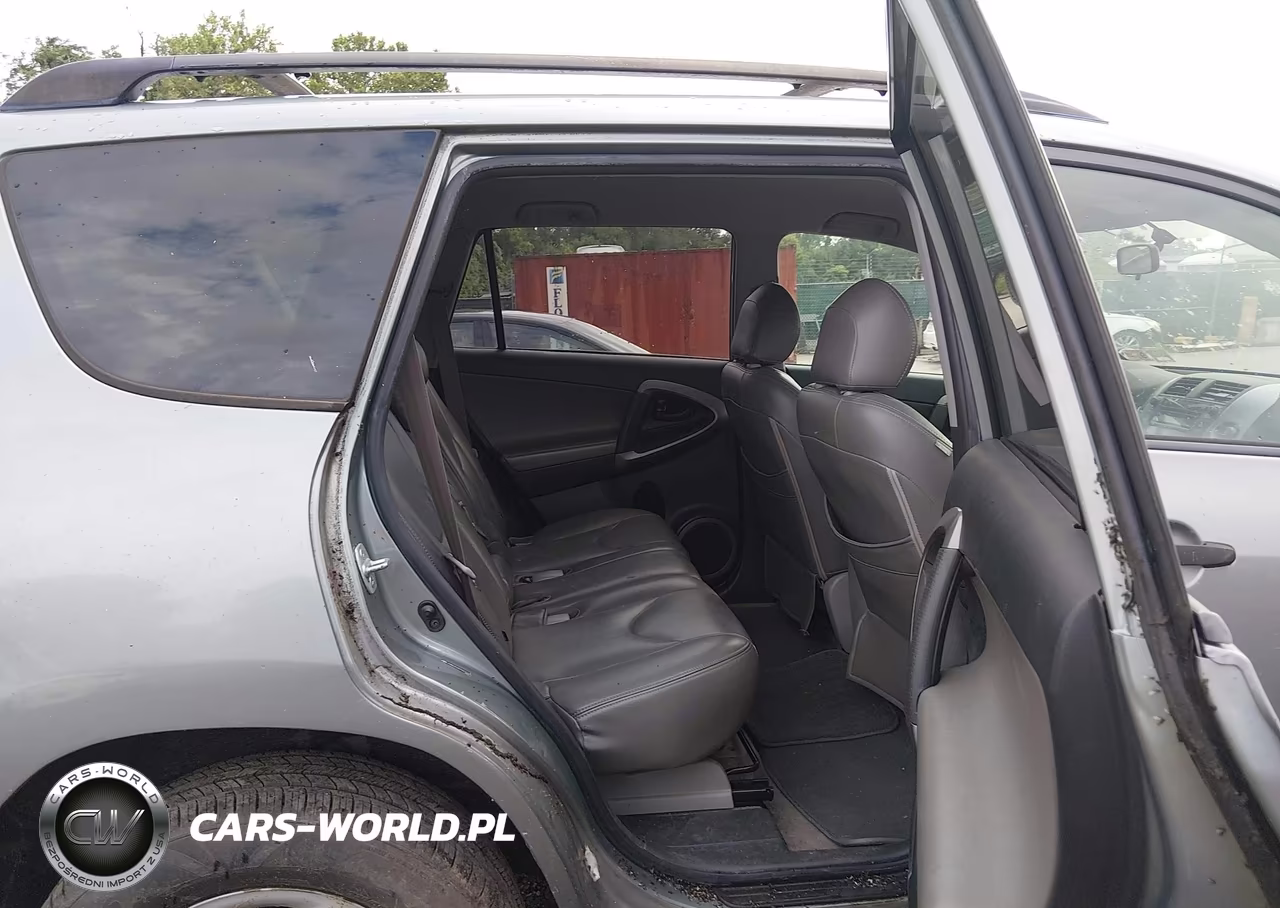 2007 Toyota Rav4 VIN:JTMBD35V875057093 - 8