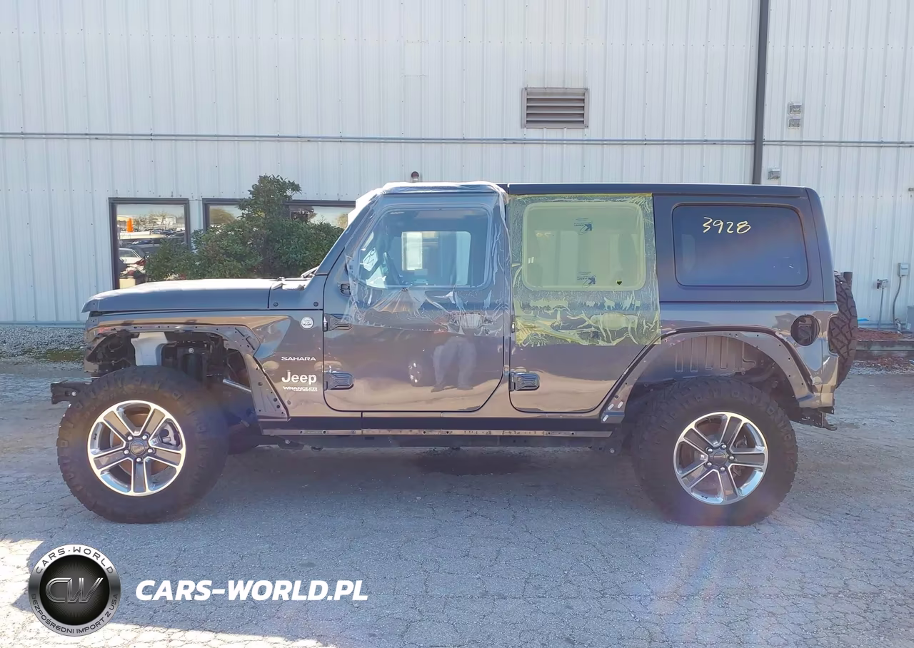 2018 Jeep Wrangler Unlimited Sahara 4X4 VIN:1C4HJXEG3JW111364 - 14