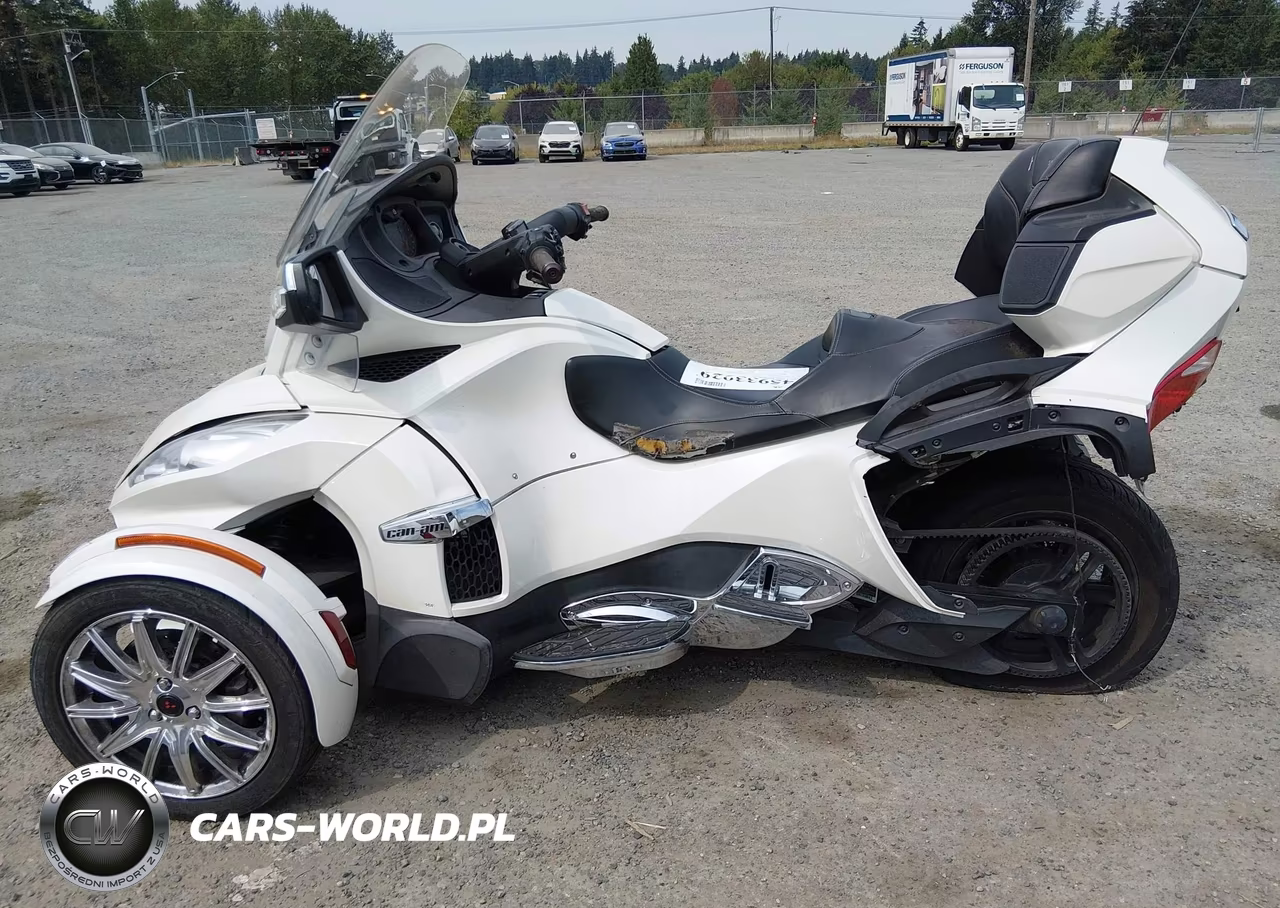 2015 Can-Am Spyder Roadster Rt-Rt-S-S Series-Ltd VIN:2BXNBDD29FV006078 - 13