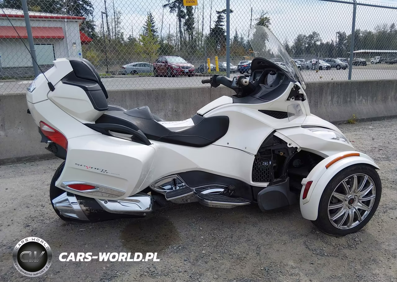 2015 Can-Am Spyder Roadster Rt-Rt-S-S Series-Ltd VIN:2BXNBDD29FV006078 - 4
