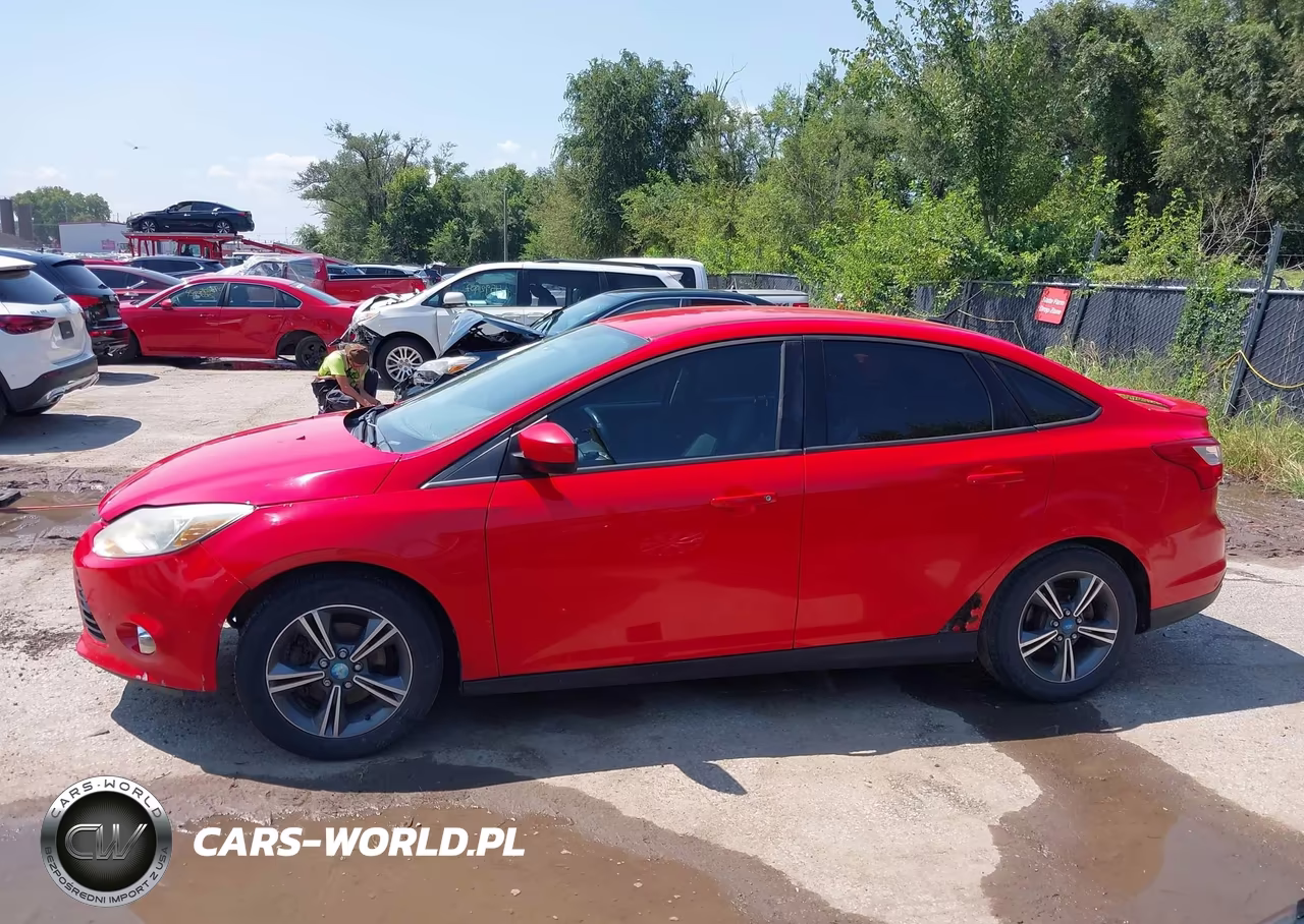 2012 Ford Focus Se VIN:1FAHP3F29CL312108 - 14