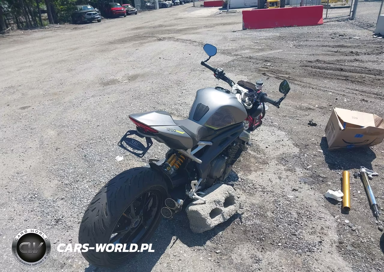 2022 Triumph Motorcycle Speed Triple 1200 Rs VIN:SMTP01ST5NTAG4682 - 4