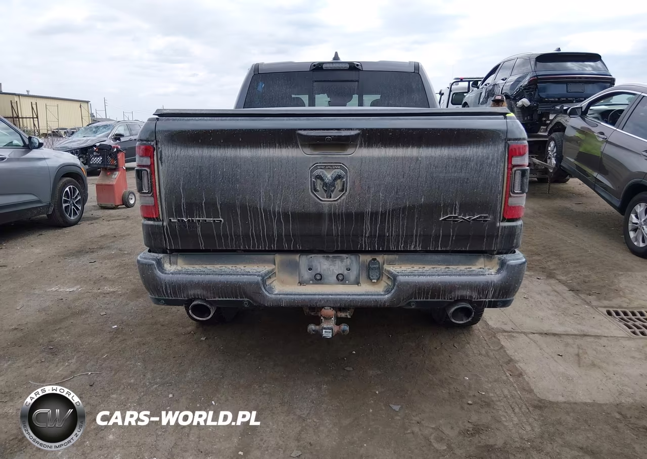 2022 Ram 1500 VIN:1C6SRFHM1NN388432 - 16