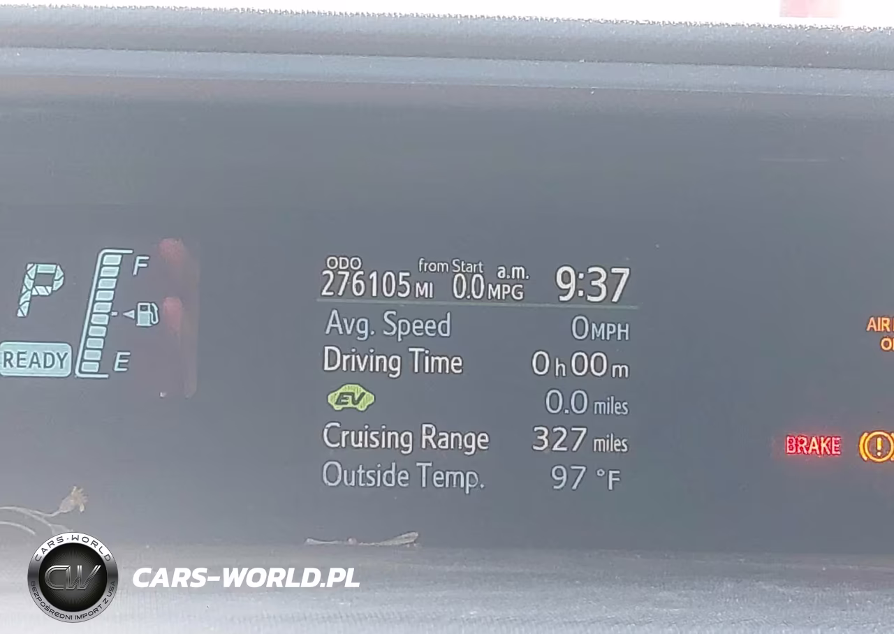 2014 Toyota Prius C Three VIN:JTDKDTB32E1565339 - 7