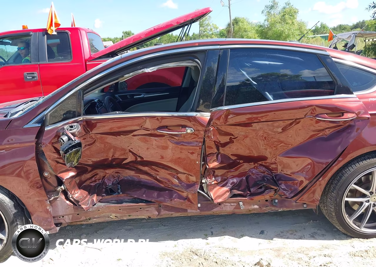 2015 Ford Fusion Titanium VIN:3FA6P0D97FR242863 - 6