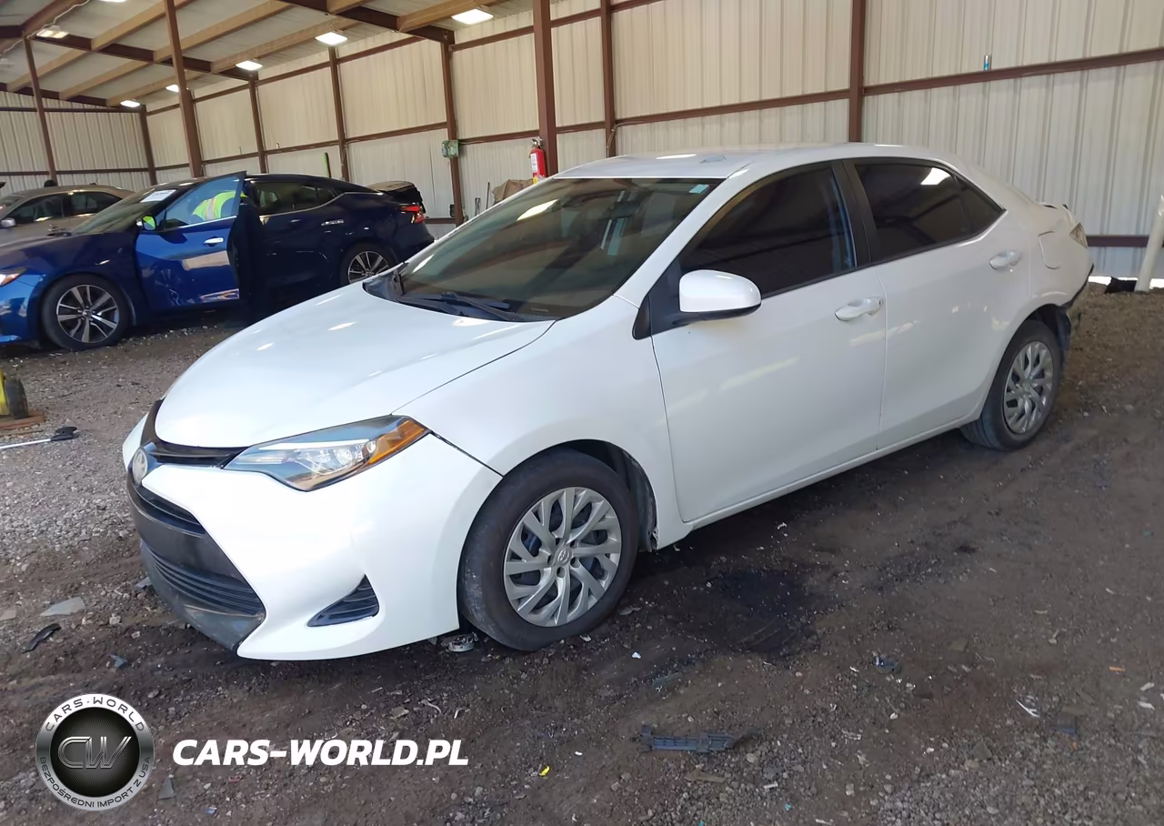 2017 Toyota Corolla Le VIN:5YFBURHE6HP580499 - 2