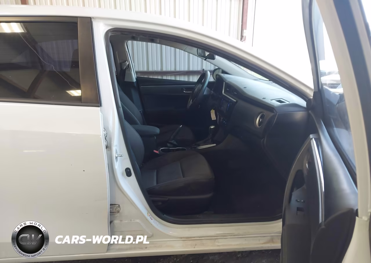 2017 Toyota Corolla Le VIN:5YFBURHE6HP580499 - 5