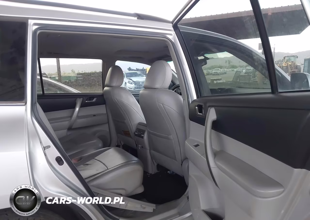 2012 Toyota Highlander Se V6 VIN:5TDBK3EH7CS129549 - 8
