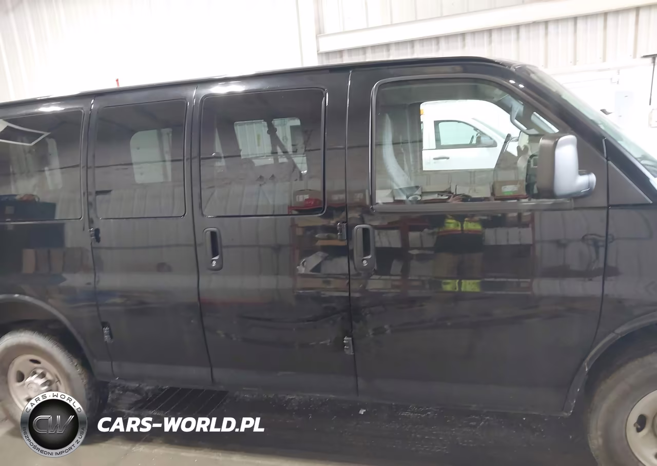 2017 Chevrolet Express 2500 Ls VIN:1GNWGEFGXH1100367 - 13