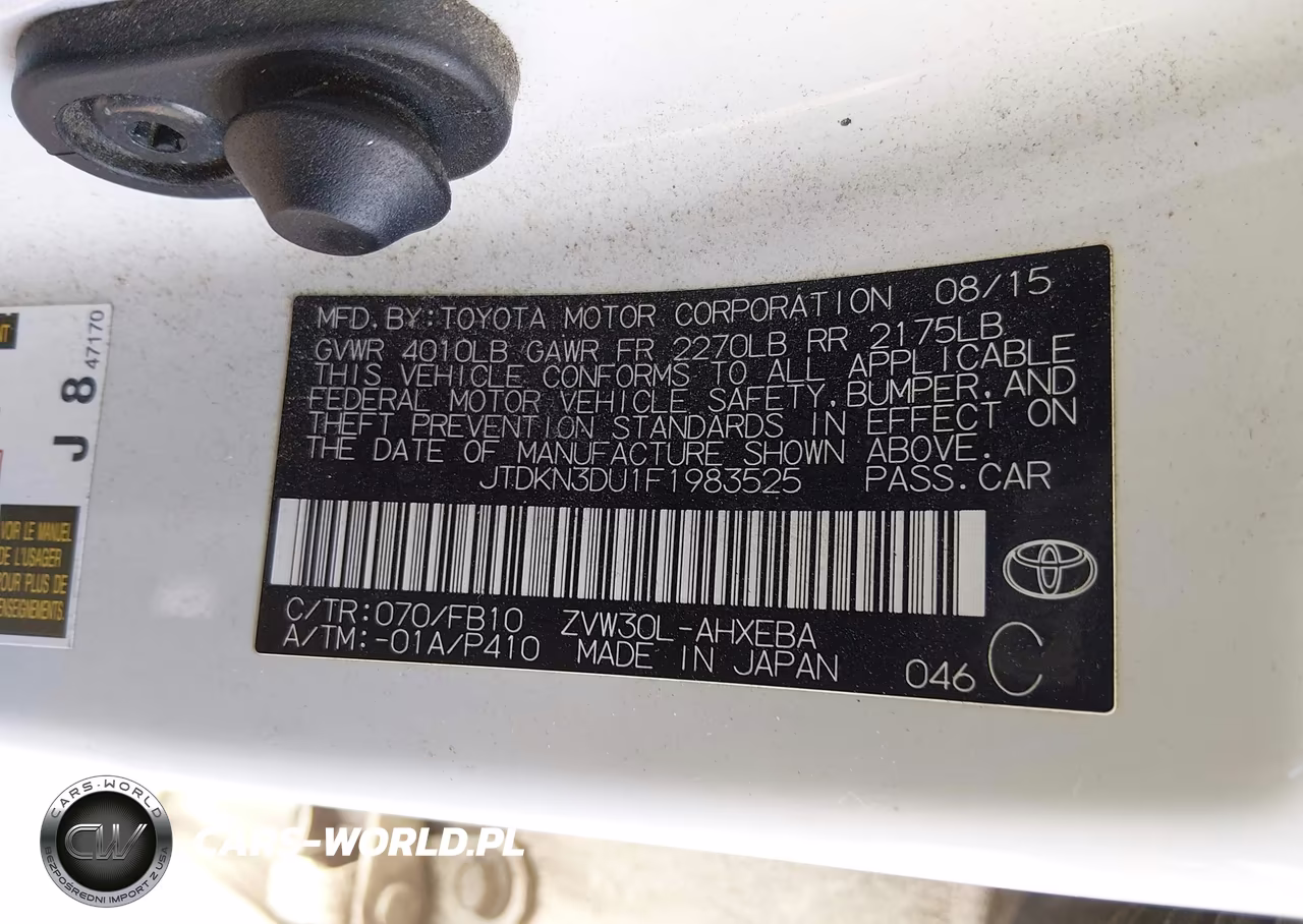 2015 Toyota Prius Three VIN:JTDKN3DU1F1983525 - 9