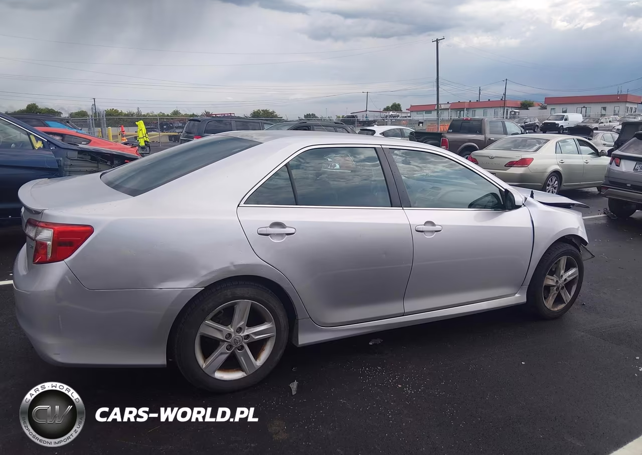 2014 Toyota Camry Se VIN:4T1BF1FK9EU757867 - 14