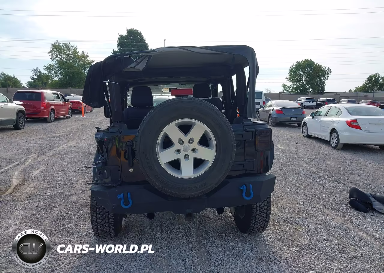 2011 Jeep Wrangler Sport VIN:1J4AA2D16BL526709 - 16
