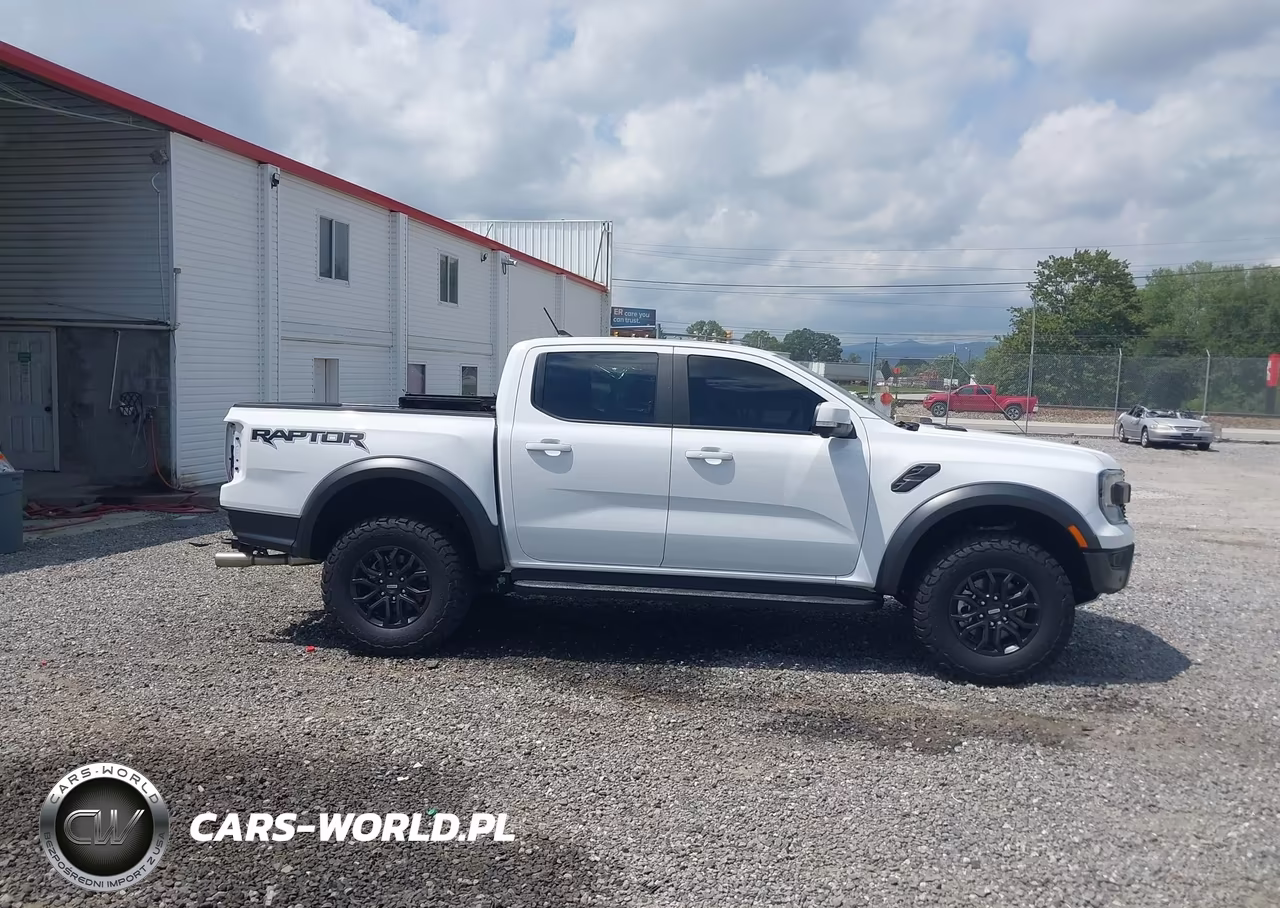 2025 Ford Ranger Raptor VIN:1FTER4LRXSLE75640 - 14