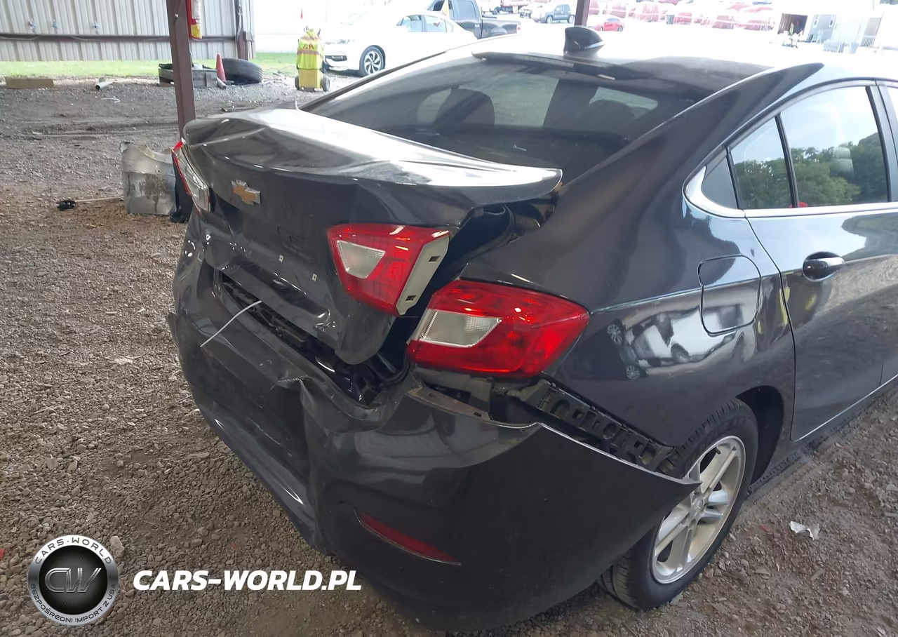 2017 Chevrolet Cruze Lt Auto VIN:1G1BE5SM1H7104015 - 18