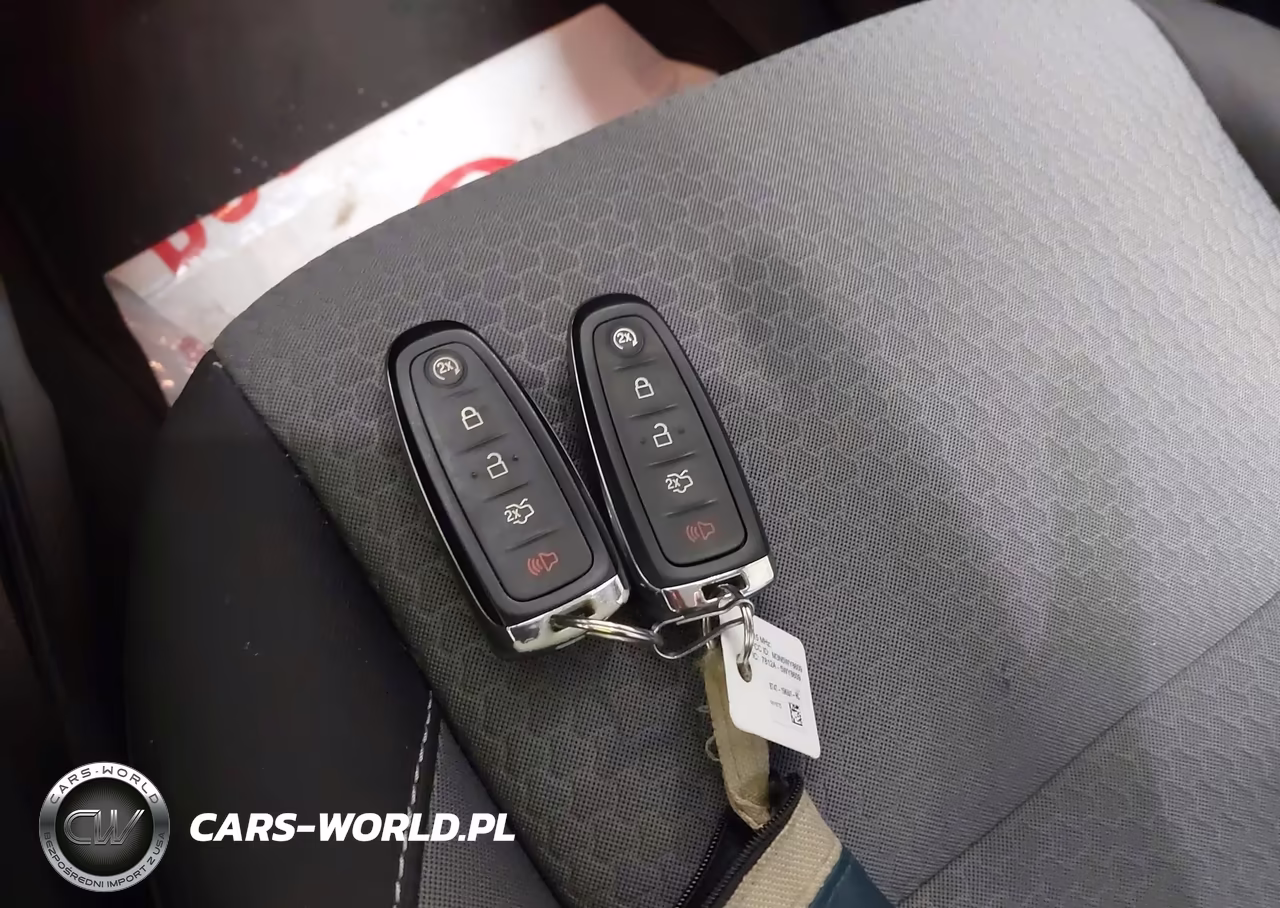 2019 Ford Escape Se VIN:1FMCU9GD0KUC12712 - 11