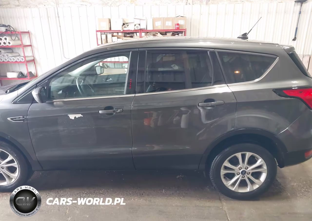 2019 Ford Escape Se VIN:1FMCU9GD0KUC12712 - 14