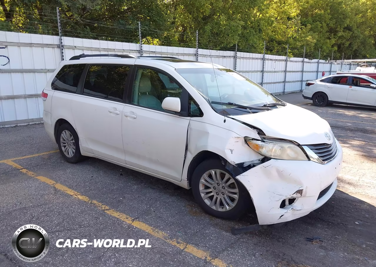 2011 Toyota Sienna Xle V6