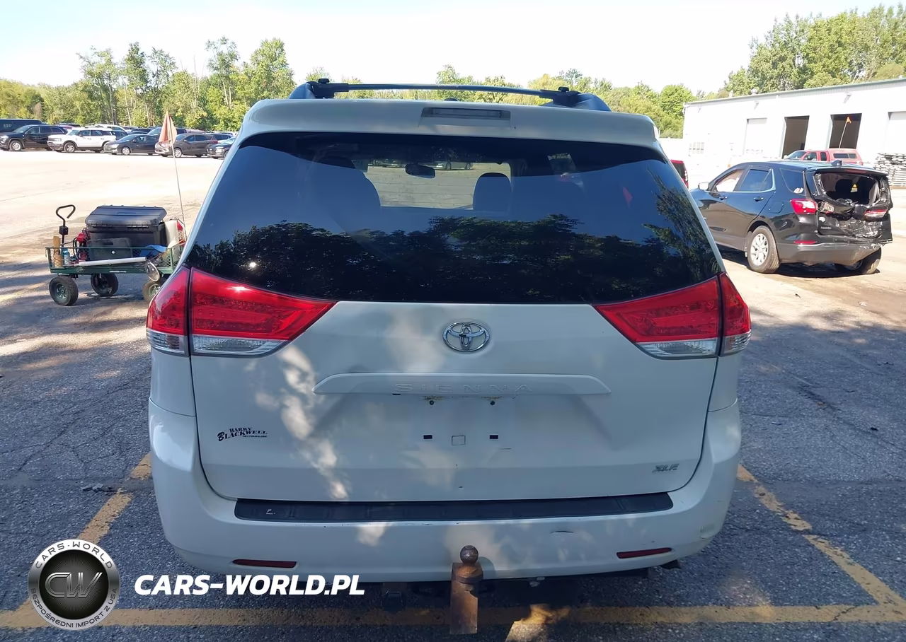 2011 Toyota Sienna Xle V6 VIN:5TDYK3DC0BS146207 - 16