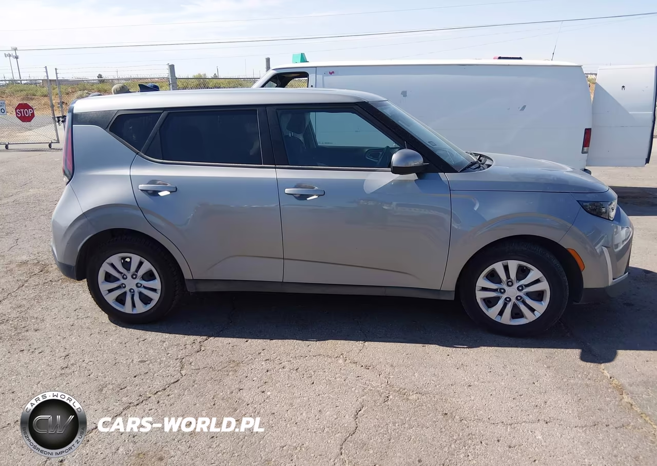 2023 Kia Soul Lx VIN:KNDJ23AU9P7873376 - 13