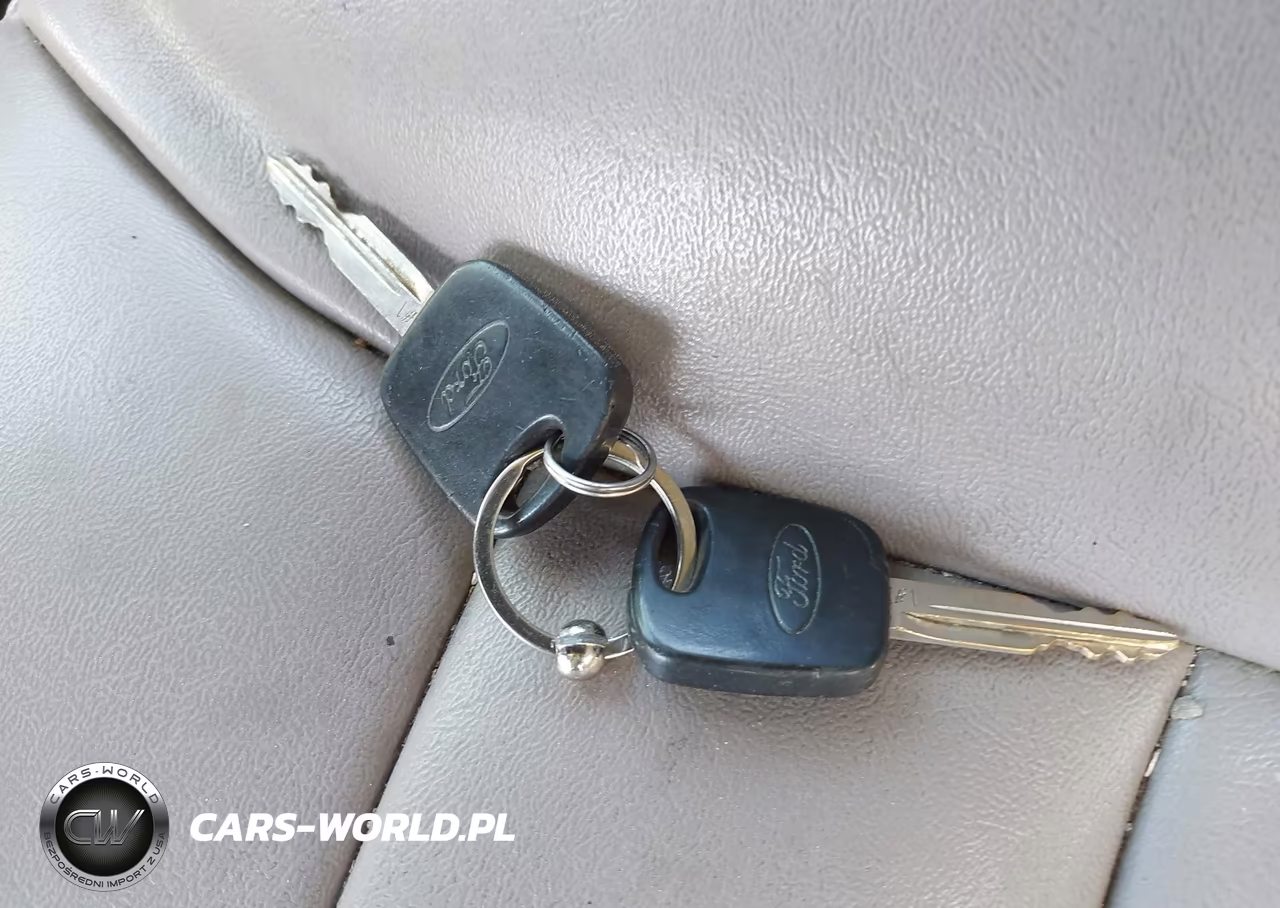 2004 Ford Escape Xlt VIN:1FMYU03154KA72443 - 11
