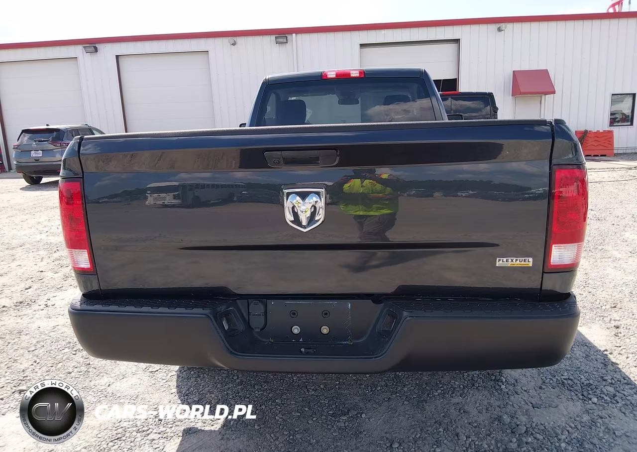 2019 Ram 1500 Classic Tradesman 4X2 8' Box VIN:3C6JR6DG2KG502888 - 17