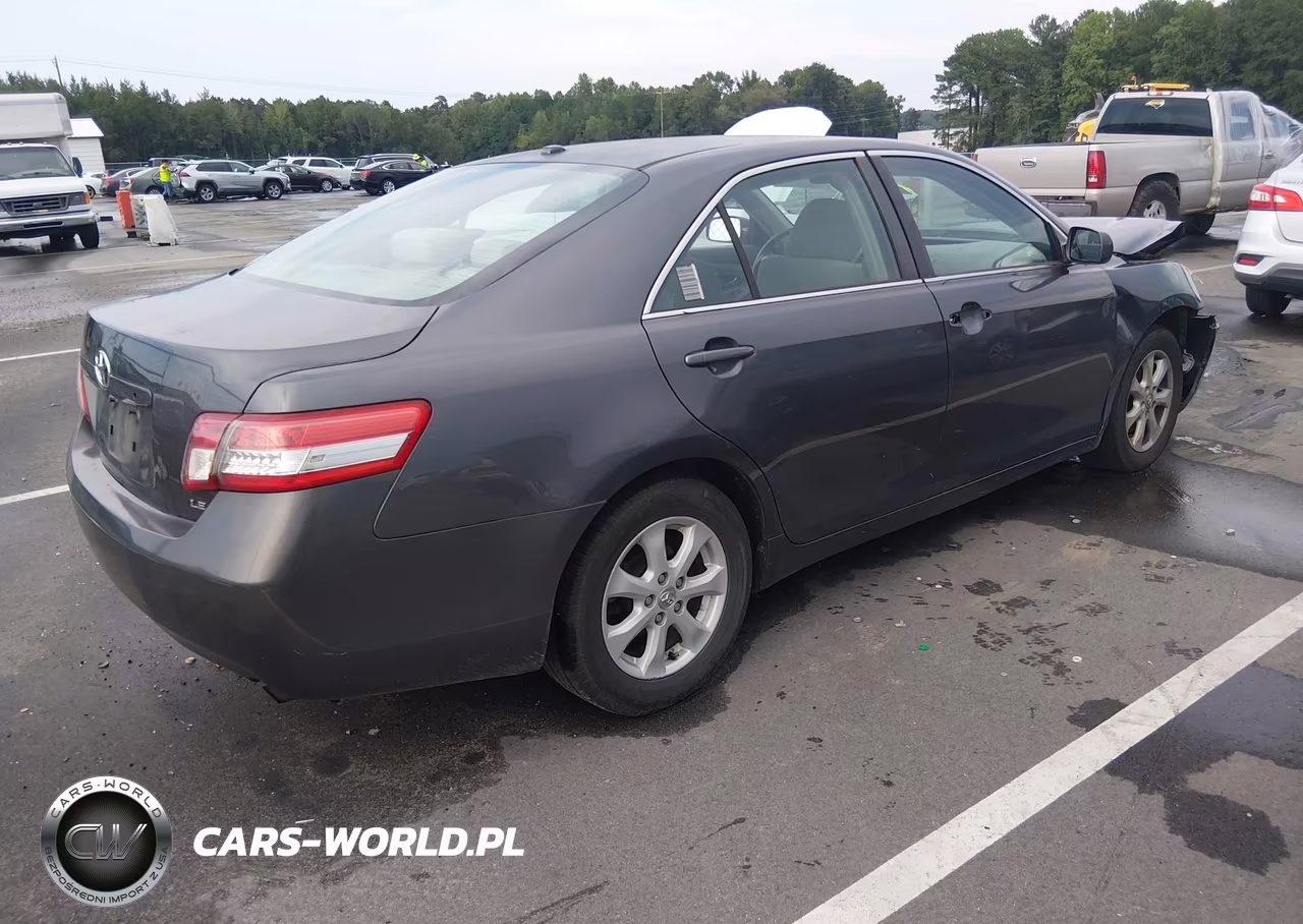 2011 Toyota Camry Le VIN:4T1BF3EK8BU761031 - 4
