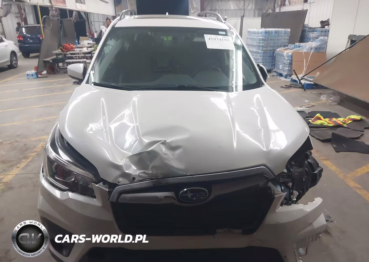2020 Subaru Forester Premium VIN:JF2SKAJC4LH412060 - 13