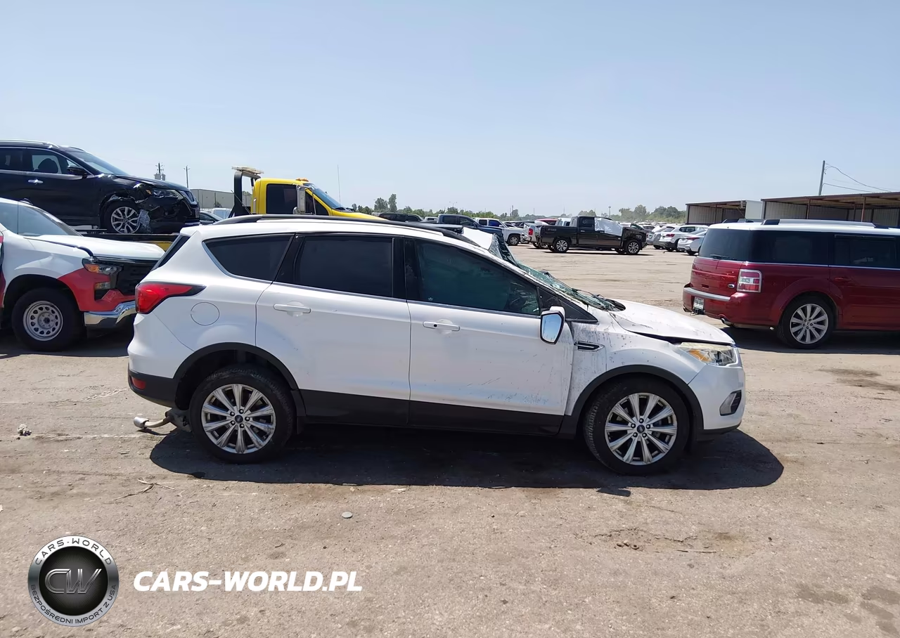 2019 Ford Escape Sel VIN:1FMCU0HD6KUA24495 - 12