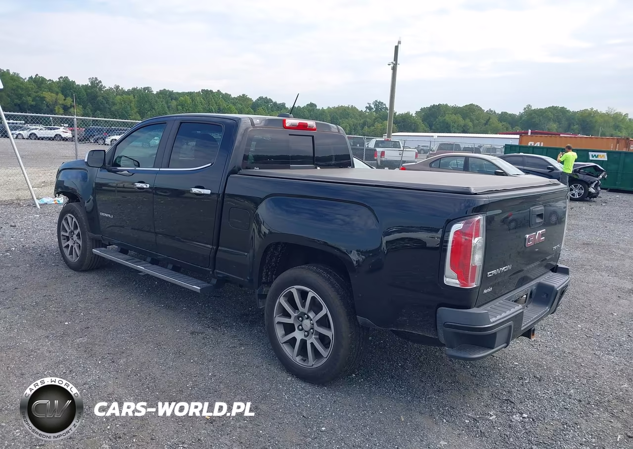 2018 GMC Canyon Denali VIN:1GTG6EEN2J1284791 - 3