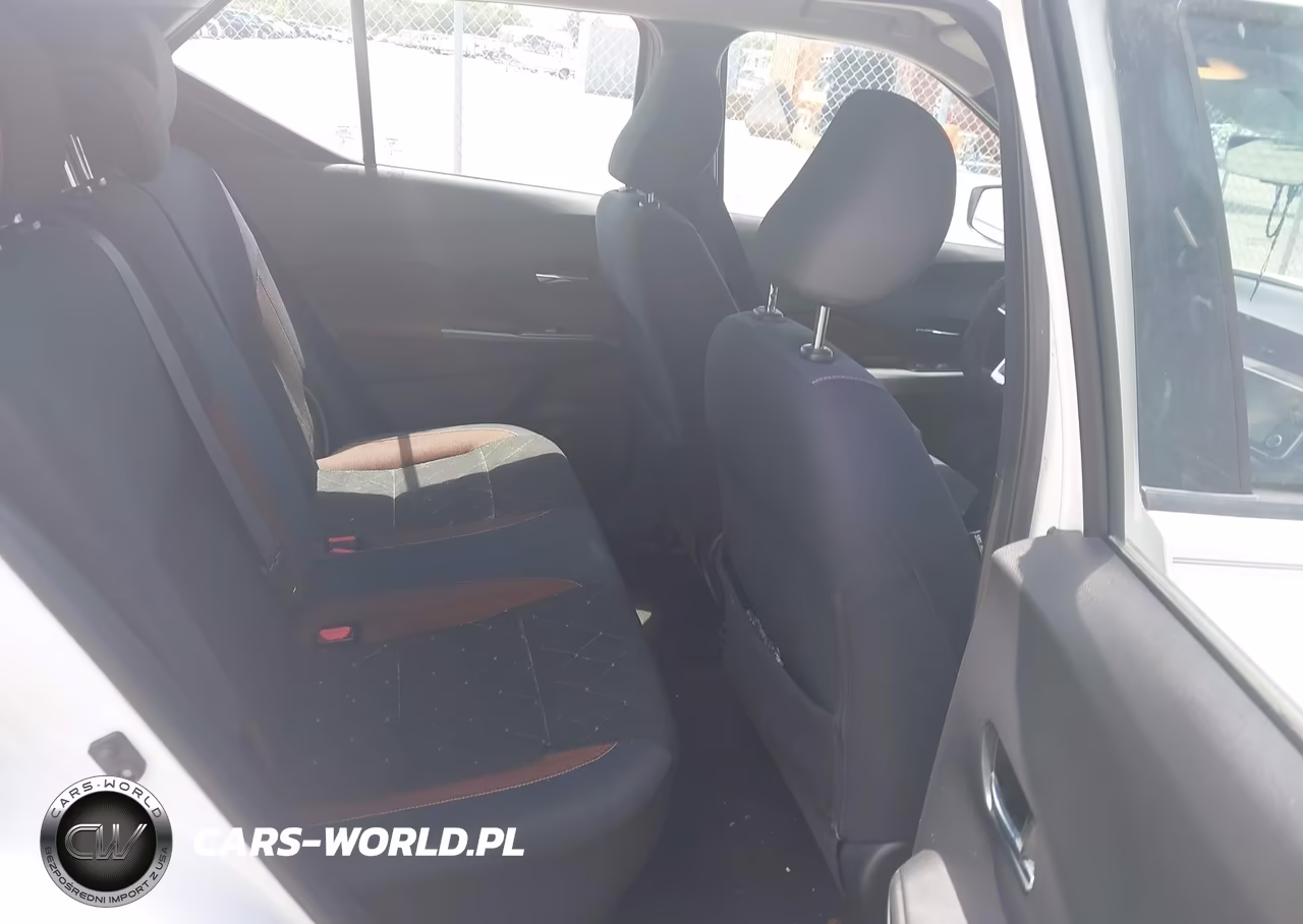 2019 Nissan Kicks Sr VIN:3N1CP5CU7KL470586 - 8