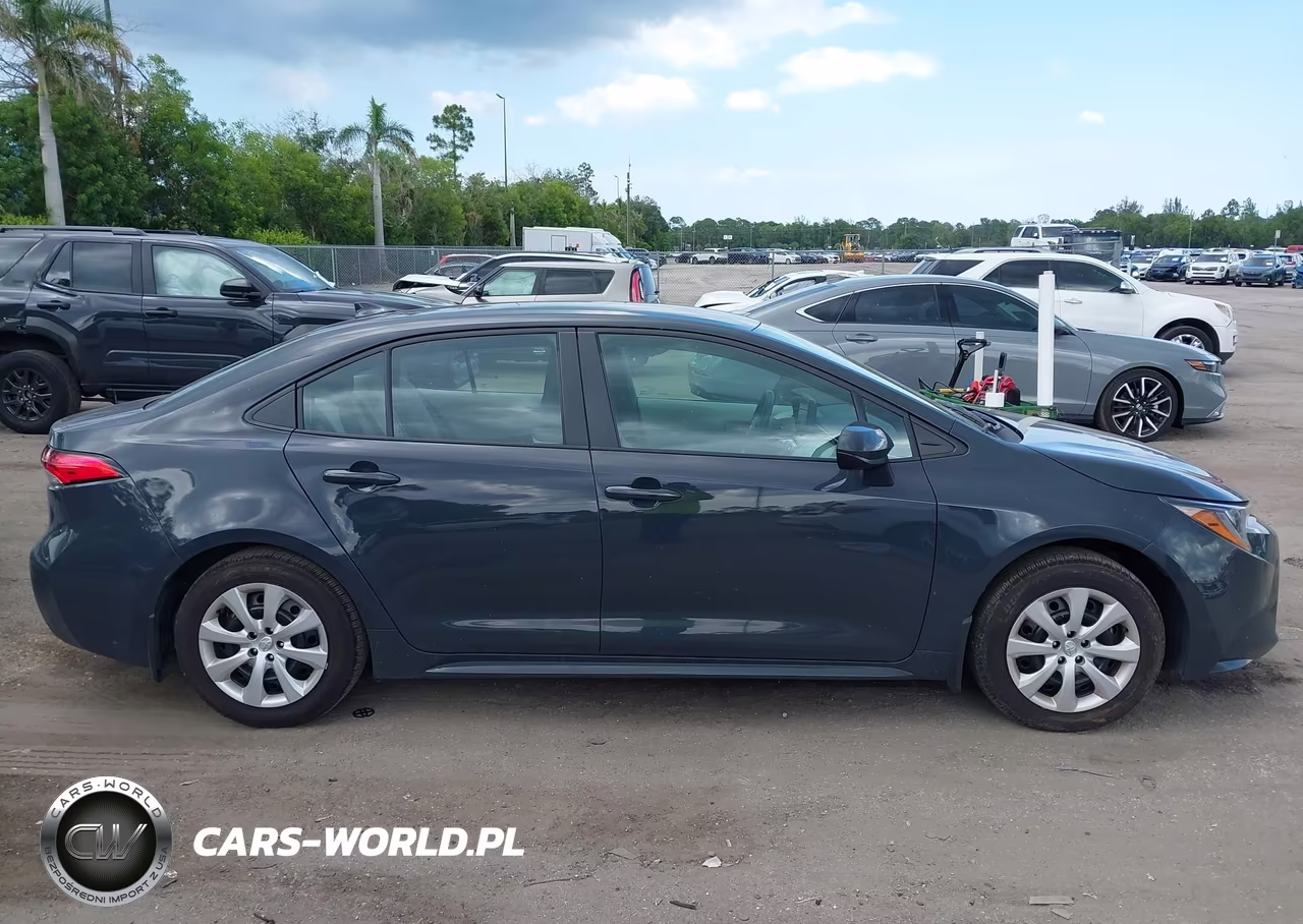 2025 Toyota Corolla Le VIN:5YFB4MDE7SP331595 - 14