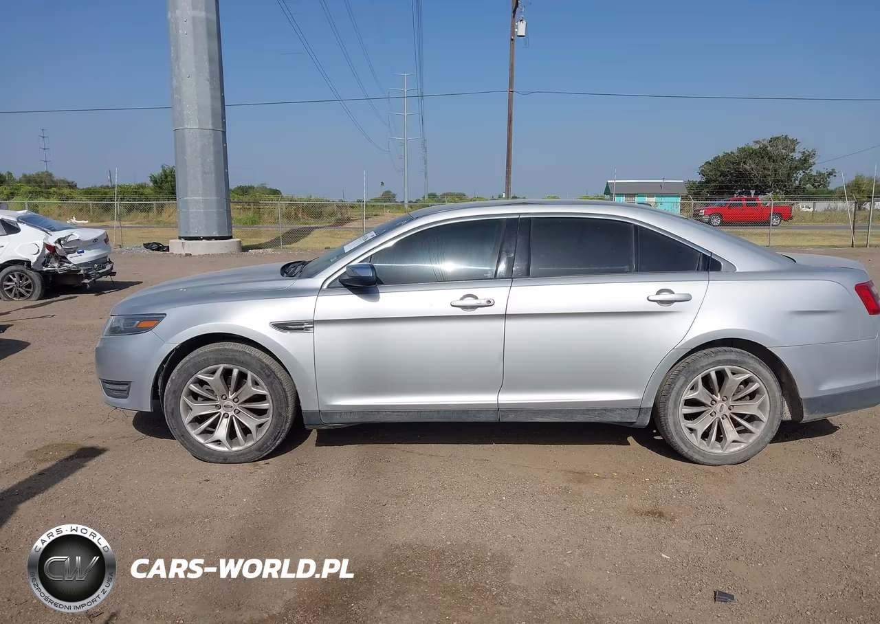 2017 Ford Taurus Limited VIN:1FAHP2F87HG102427 - 15