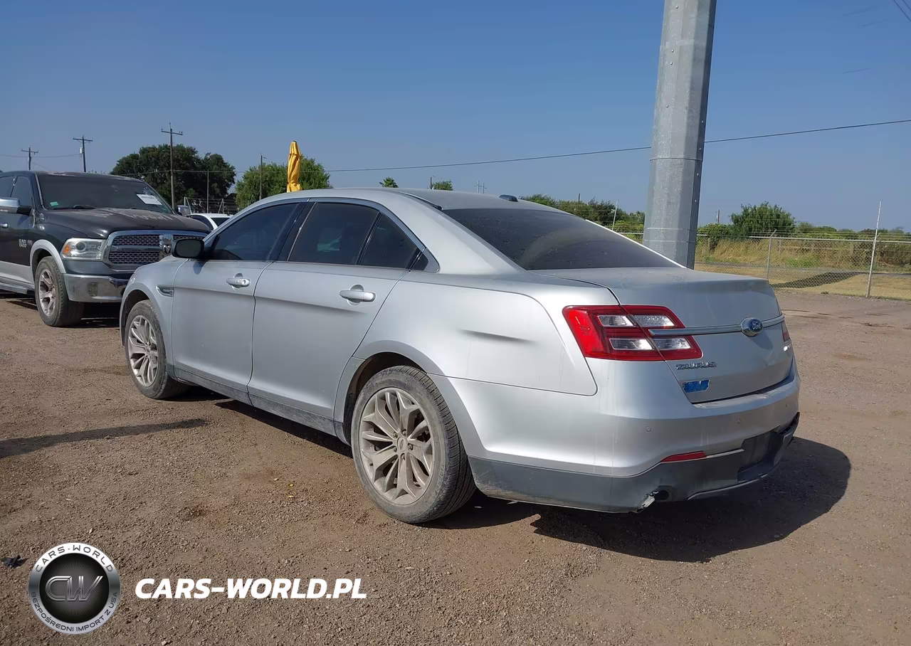 2017 Ford Taurus Limited VIN:1FAHP2F87HG102427 - 3