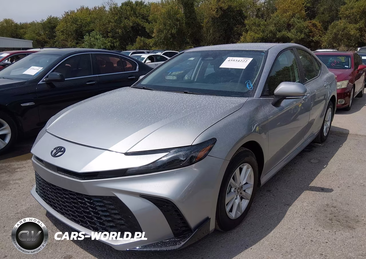2025 Toyota Camry Le VIN:4T1DAACK3SU621564 - 2