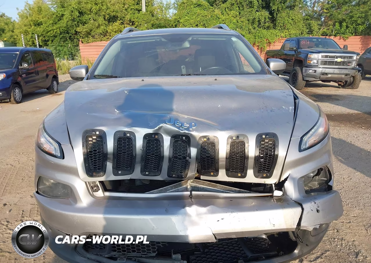 2017 Jeep Cherokee Latitude VIN:1C4PJMCB9HW537507 - 12