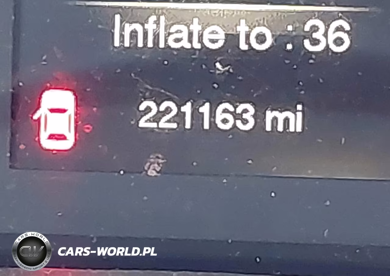 2017 Jeep Cherokee Latitude VIN:1C4PJMCB9HW537507 - 15